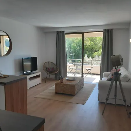 Moderno Con Vista A La Montana Apartment